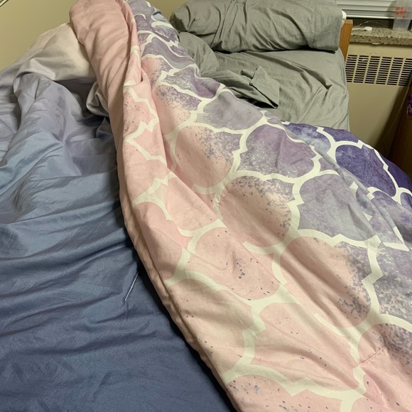 Other - 2 reversible comforters